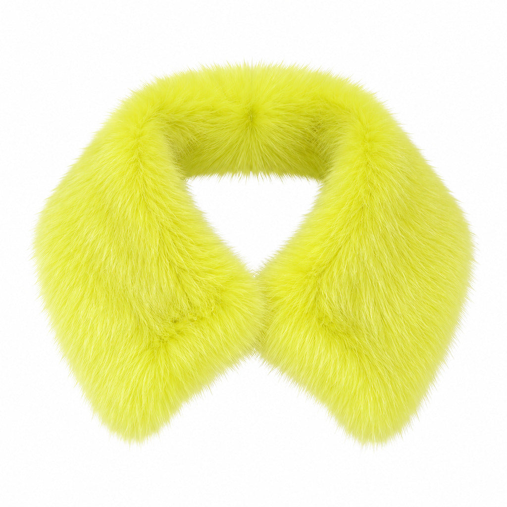 Anna Molinari · Cuello de visón color lima