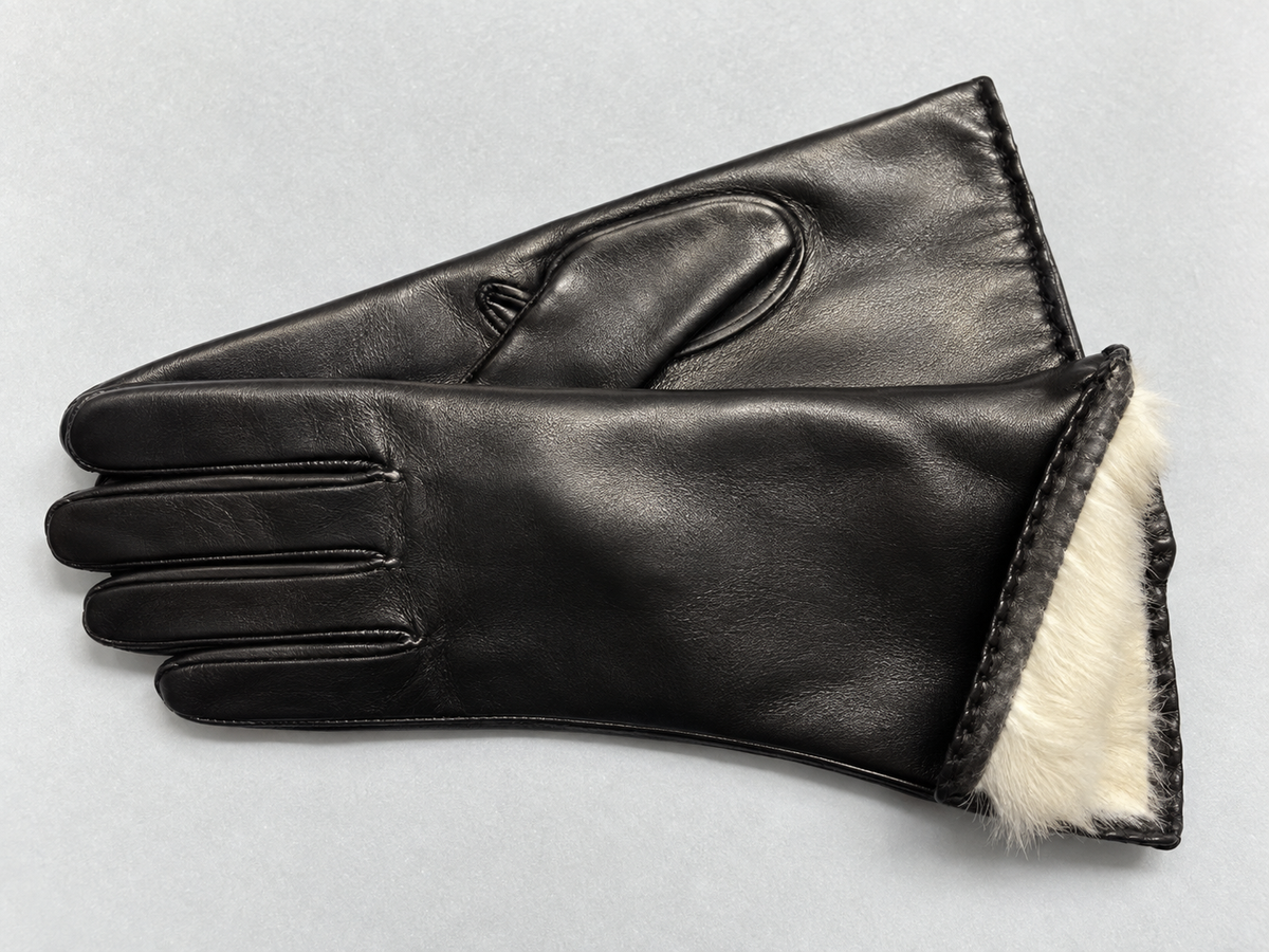 PARLATI 1942 41D · guantes de nappa negra con forro de lapin blanco